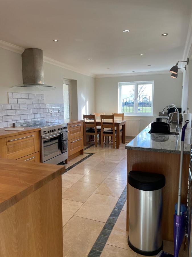 Executive Home With Plenty Of Room Или Экстерьер фото