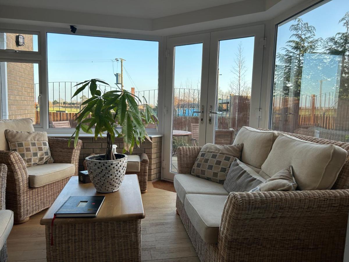 Executive Home With Plenty Of Room Или Экстерьер фото